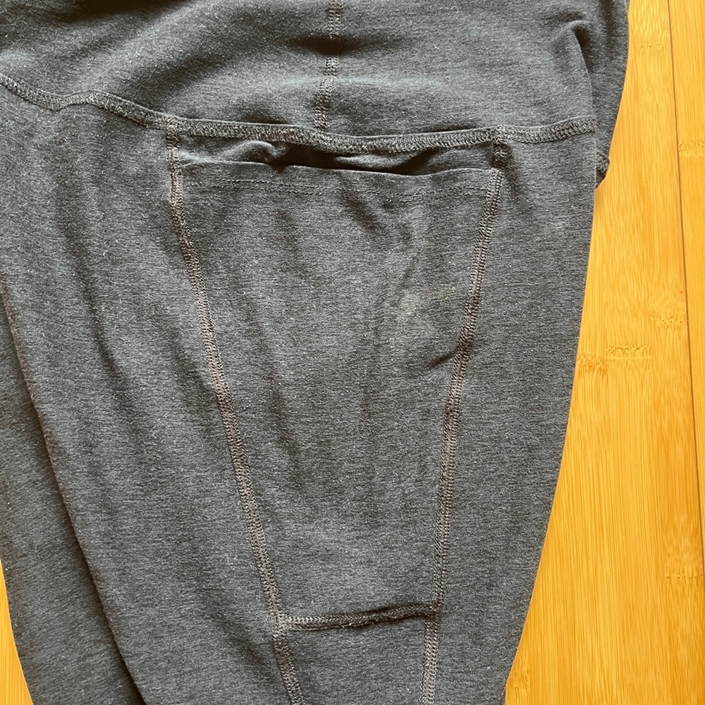 Beyond Yoga Spacedye High Waisted Pocket Pedal Pusher Legging - Picture 4 of 6